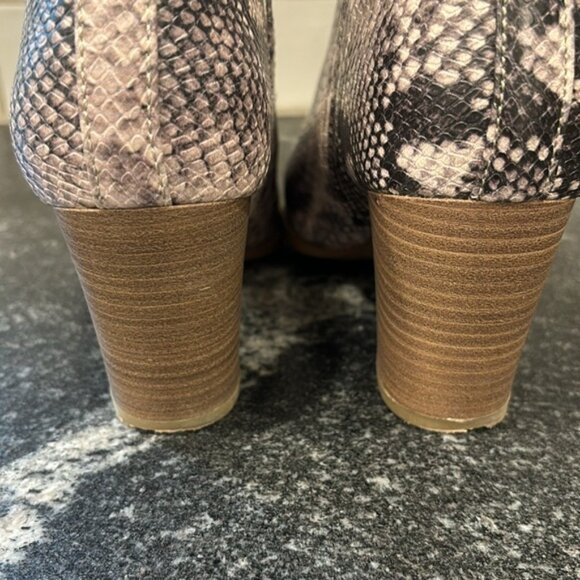 Fergalicious Charlie Snake Print 2.5 Inch Heel Ankle Booties - Size 7M - Picture 9 of 9